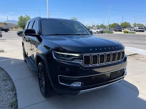 Used 2022 Jeep Wagoneer Series III w/ Convenience Group I AWD/4WD image 6