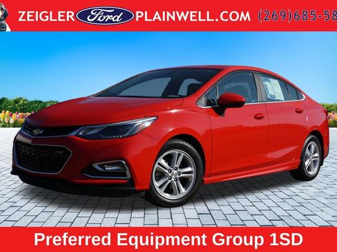 Used 2016 Chevrolet Cruze LT w/ Sun And Sound Package FWD image 1