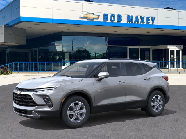 New 2026 Chevrolet Blazer LT w/ Convenience Package FWD image 2