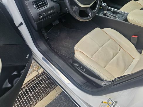 Used 2019 Chevrolet Impala Premier w/ Premier Confidence Package image 5