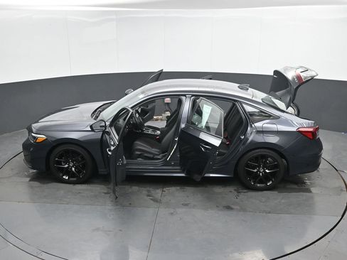 Used 2025 Honda Civic Sport image 42