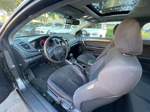 Used 2013 Kia Forte Koup EX w/ Tech Pkg image 22
