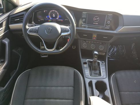 Certified 2024 Volkswagen Jetta Sport FWD image 13