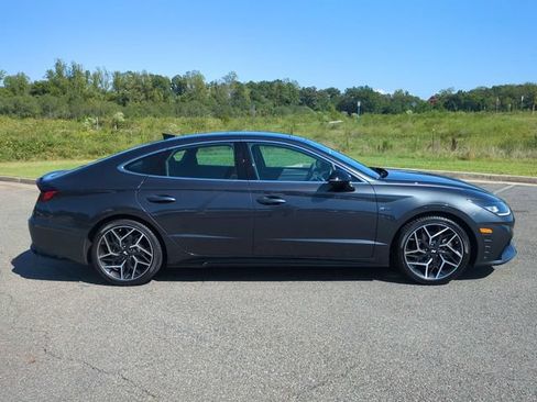 Used 2021 Hyundai Sonata N Line FWD image 3