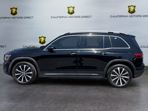 Used 2022 Mercedes-Benz GLB 250 w/ Premium Package Lite image 2
