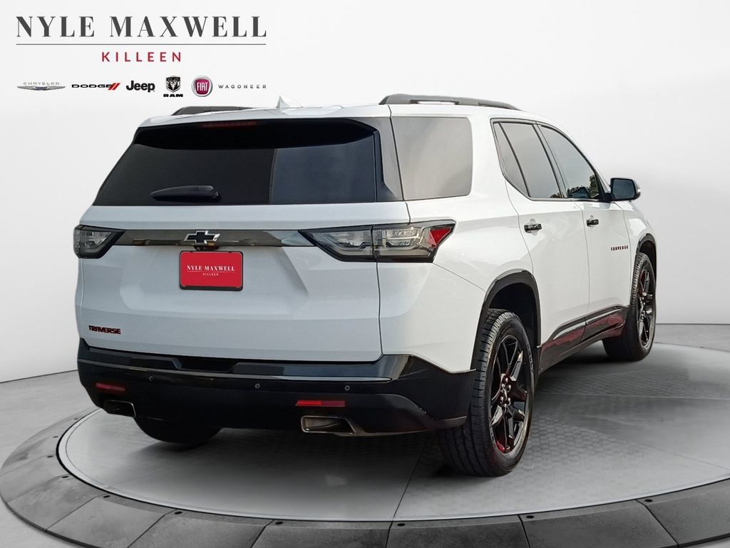 Used 2021 Chevrolet Traverse Premier w/ Redline Edition FWD image 16
