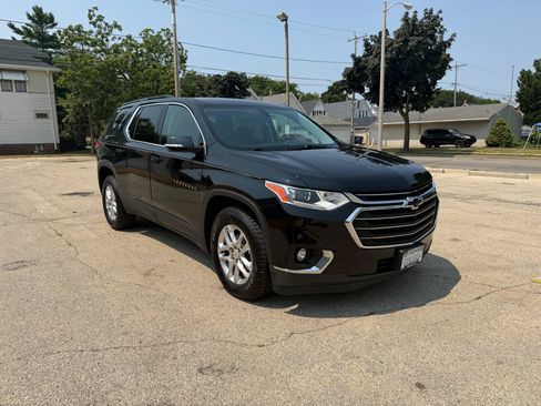 Used 2019 Chevrolet Traverse LT w/ LPO, Floor Liner Package AWD/4WD image 1