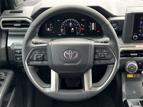 Used 2025 Toyota Tacoma SR5 image 40