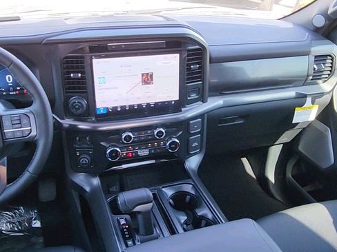 New 2025 Ford F150 Lariat w/ Equipment Group 502A High image 15