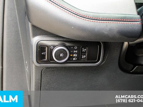 Used 2025 Ford Explorer ST-Line w/ ST-Line Street Pack AWD/4WD image 32