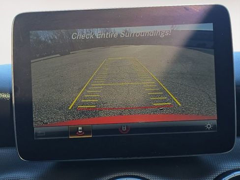 Used 2019 Mercedes-Benz CLA 250 4MATIC image 27