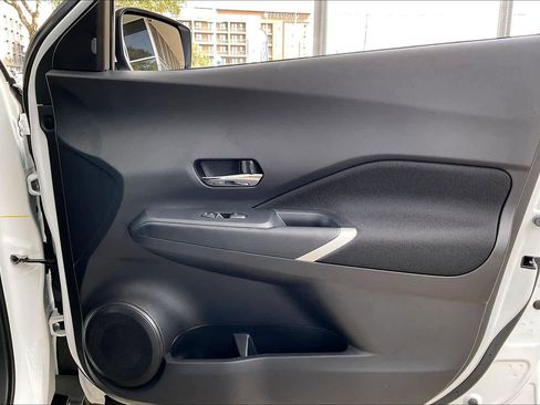 Used 2024 Nissan Kicks SV image 19