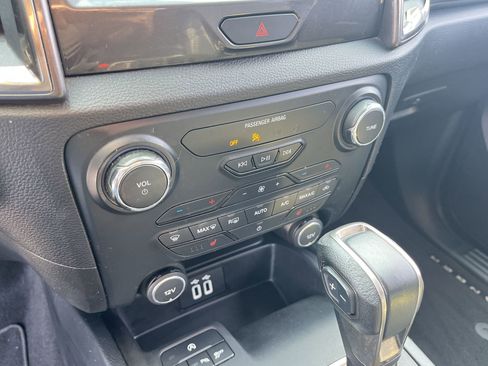 Used 2019 Ford Ranger Lariat w/ Trailer Tow Package image 22