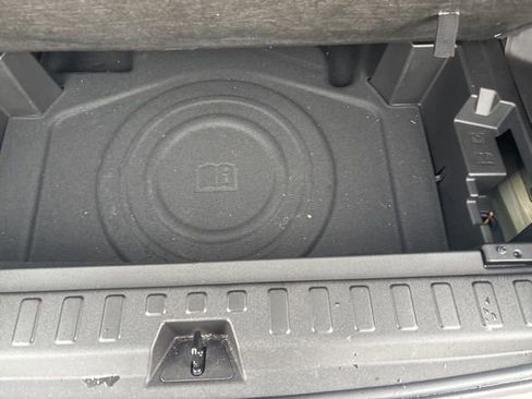 Used 2022 Chevrolet Equinox LT image 6