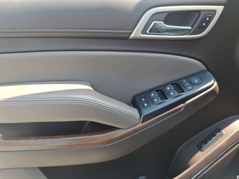 Used 2019 GMC Yukon Denali w/ Open Road Package AWD/4WD image 13