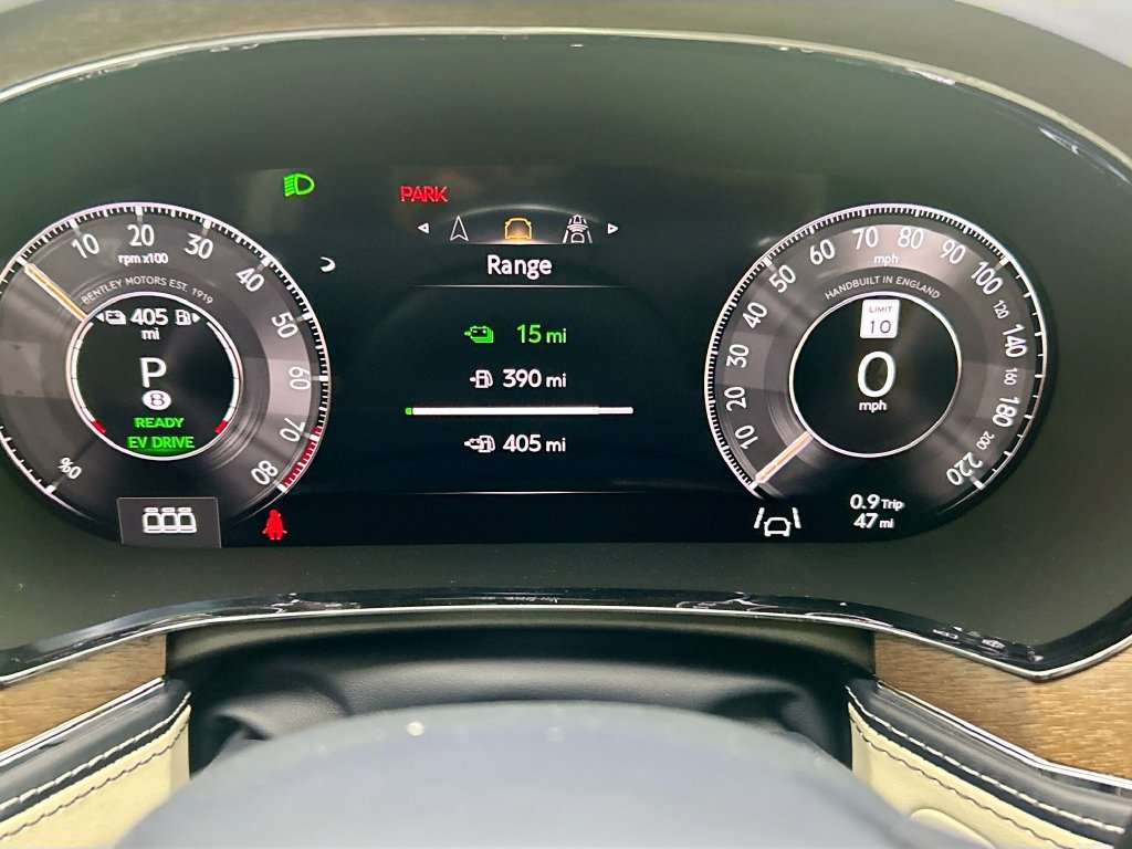 Used 2026 Bentley Flying Spur V8 AWD/4WD image 33