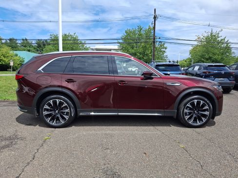 Certified 2025 MAZDA CX-90 Plug-In Hybrid w/ Premium Plus AWD/4WD image 7