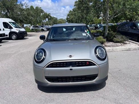 Used 2025 MINI Cooper S FWD image 2