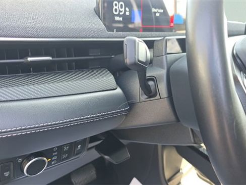 Used 2022 Ford Mustang Mach-E Premium image 25