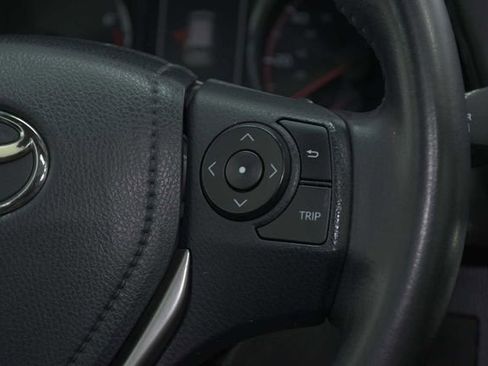 Used 2015 Toyota RAV4 XLE image 20