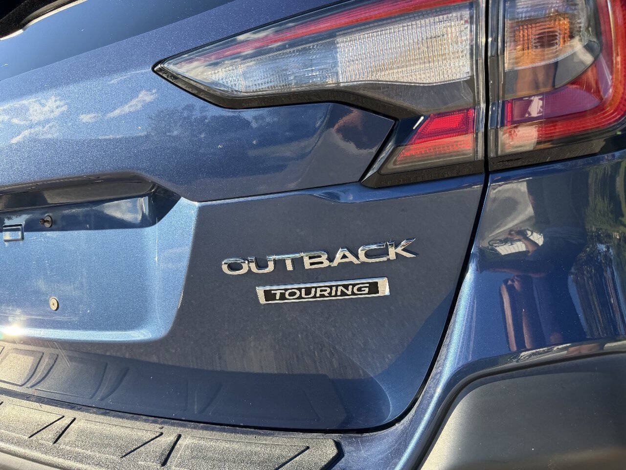 Used 2021 Subaru Outback Touring w/ Popular Package #2 AWD/4WD image 8