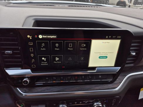 New 2026 GMC Sierra 1500 SLT image 17