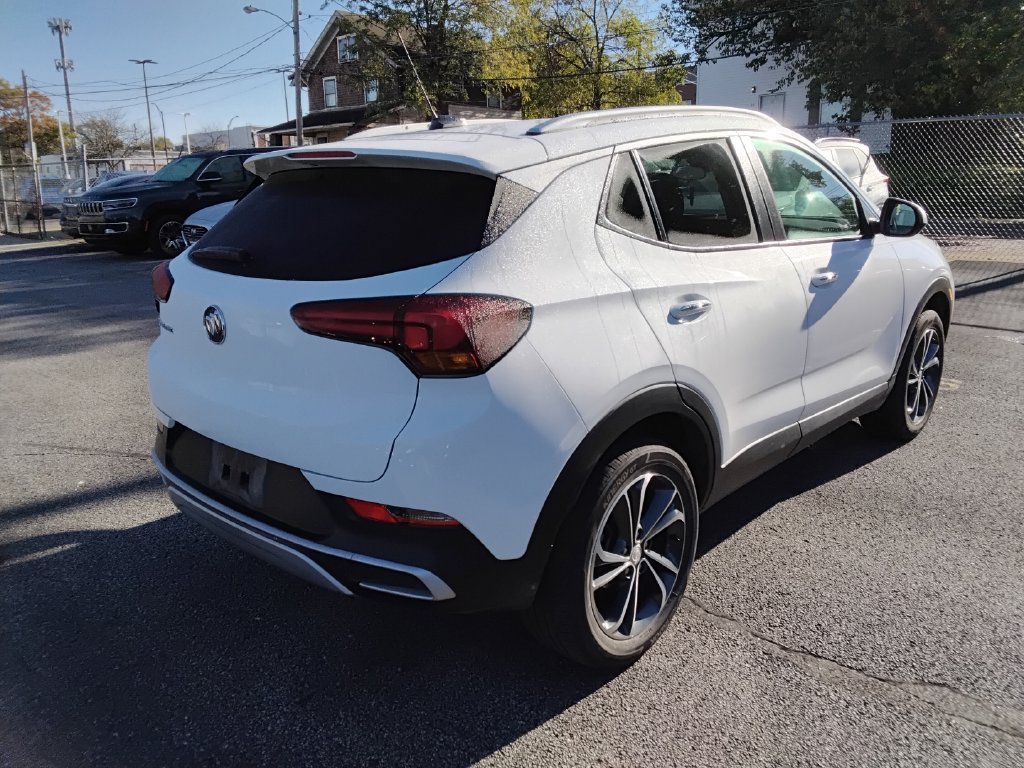 Used 2023 Buick Encore GX Select w/ Safety Package II AWD/4WD image 6