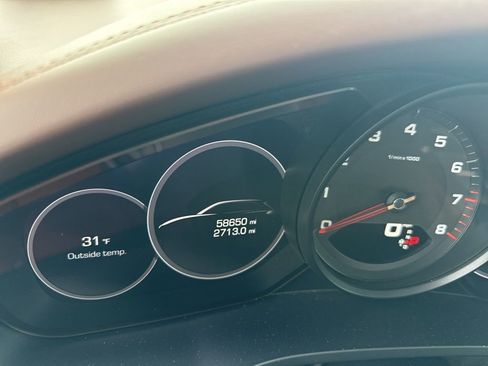 Used 2019 Porsche Cayenne image 14