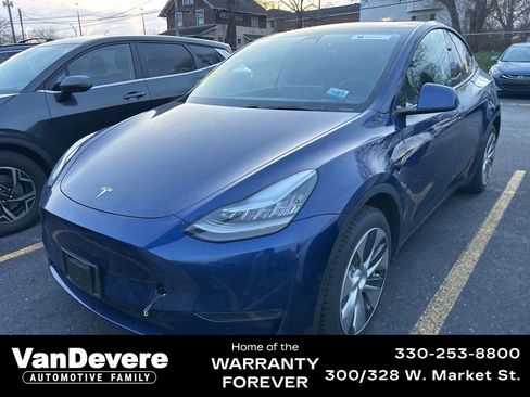 Used 2020 Tesla Model Y Long Range image 1