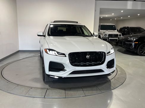 Used 2021 Jaguar F-PACE S image 5
