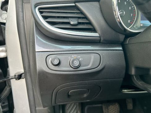Used 2022 Buick Encore Preferred w/ Safety Package AWD/4WD image 21