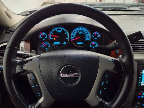 Used 2011 GMC Sierra 2500 SLT w/ SLT Convenience Package image 43