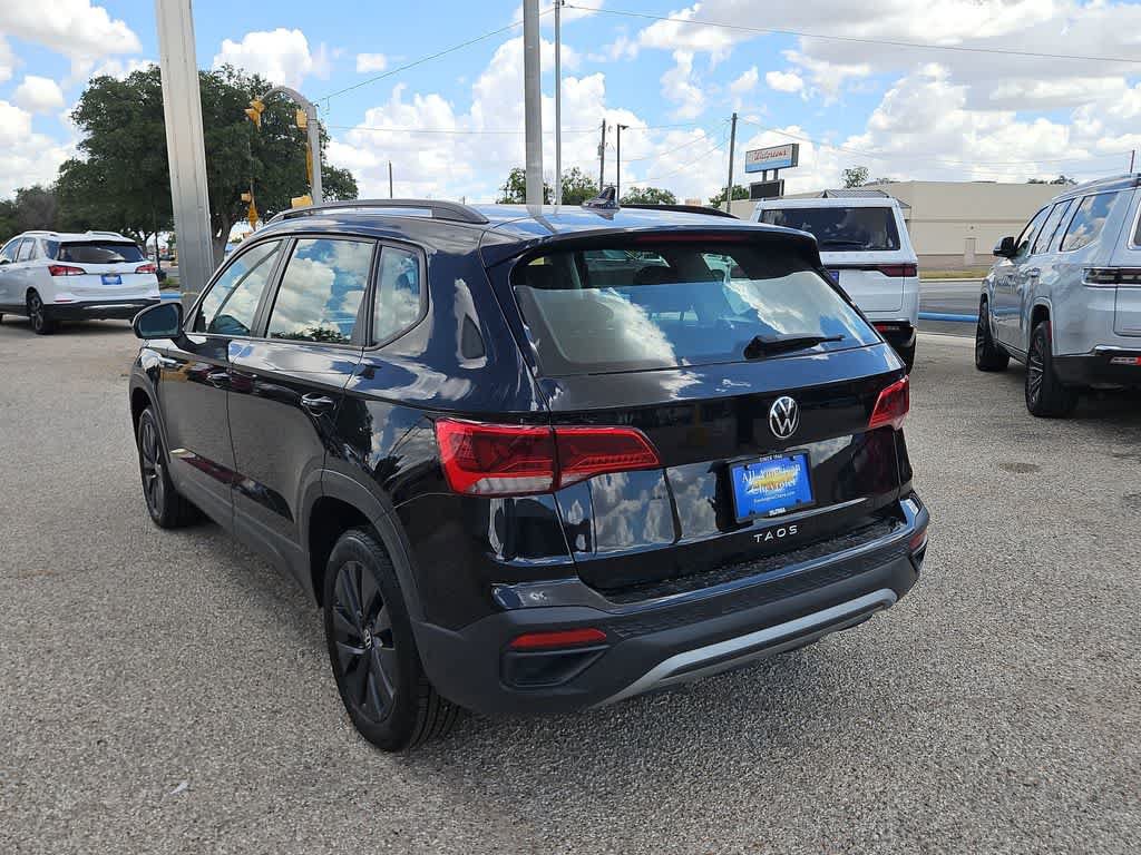 Used 2024 Volkswagen Taos S FWD image 6