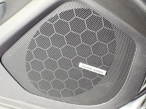 Certified 2024 Subaru Ascent Limited w/ Technology Package image 16