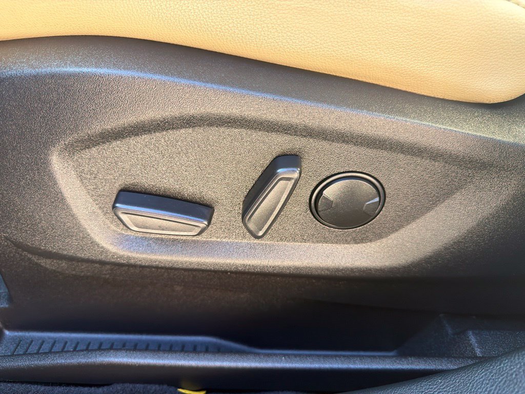 Used 2023 Ford Edge SEL w/ Convenience Package AWD/4WD image 24