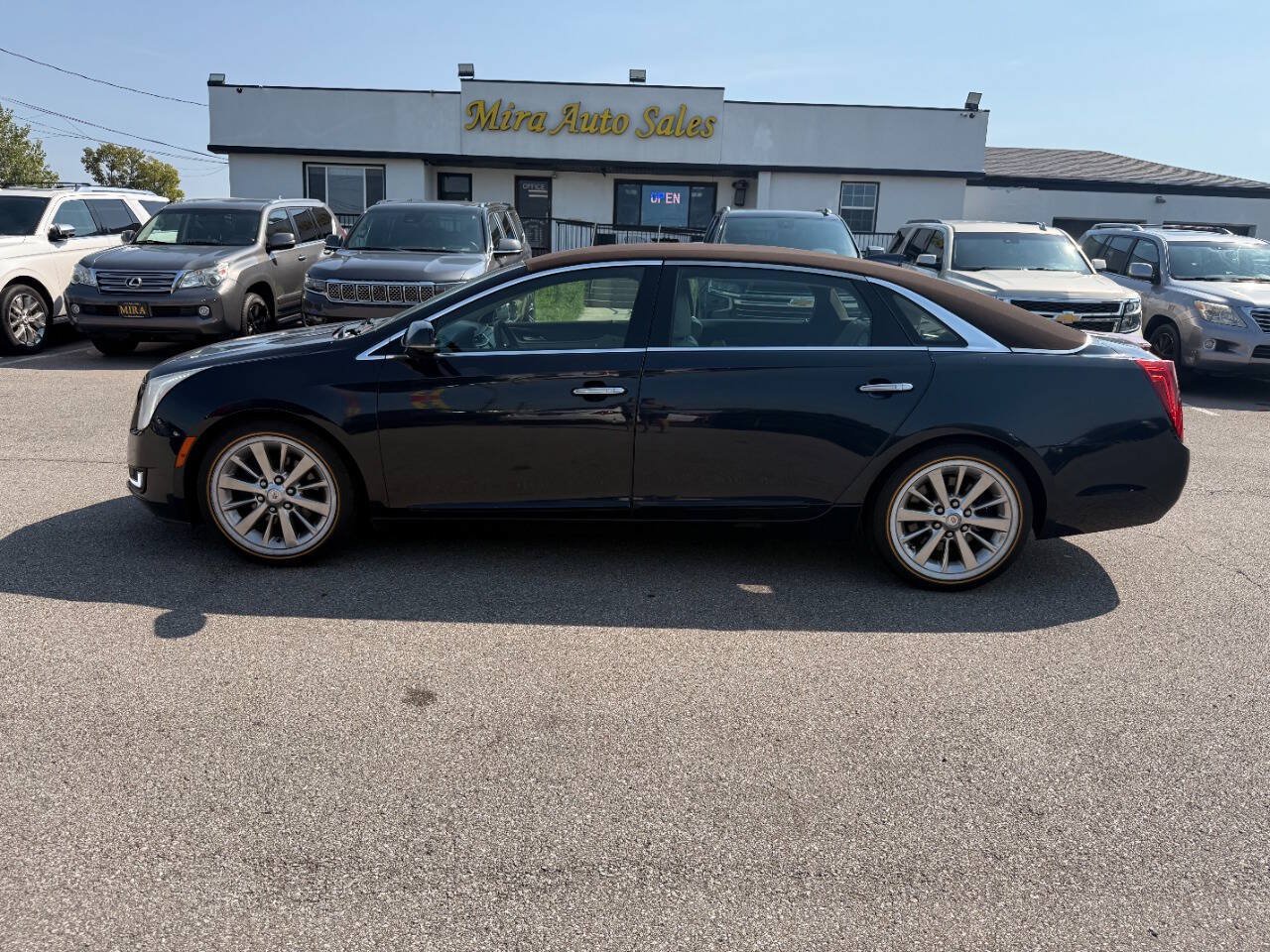 Used 2015 Cadillac XTS Limousine FWD image 1