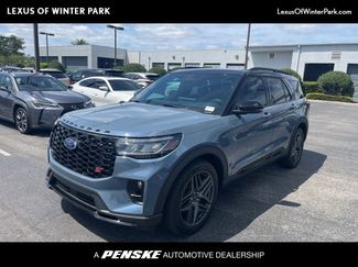 Used 2025 Ford Explorer ST video 1