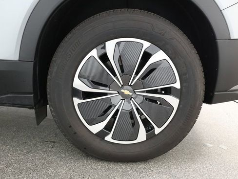 Used 2024 Chevrolet Blazer EV LT image 7