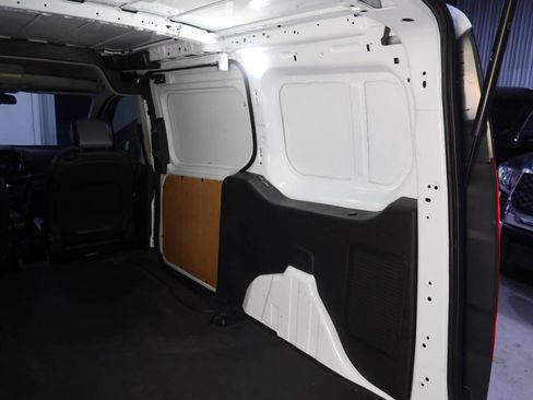 Used 2018 Ford Transit Connect XL image 16