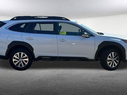 Certified 2024 Subaru Outback Premium image 15