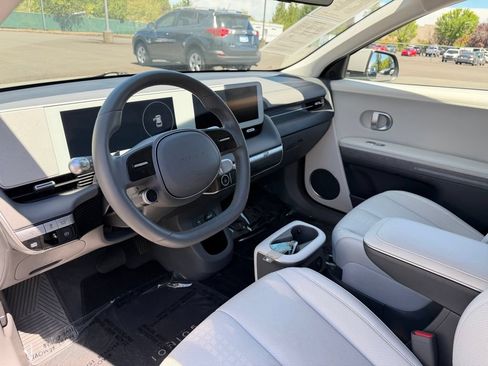Used 2023 Hyundai Ioniq 5 SEL AWD/4WD image 16