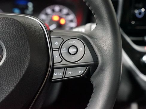 Certified 2024 Toyota Corolla Cross LE image 13