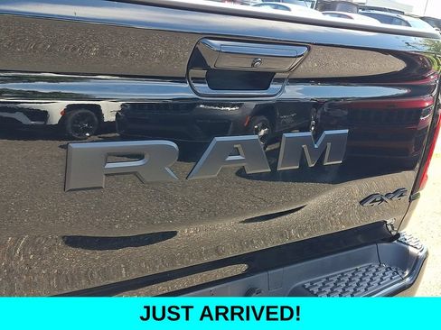 Used 2025 RAM 1500 Big Horn AWD/4WD image 29