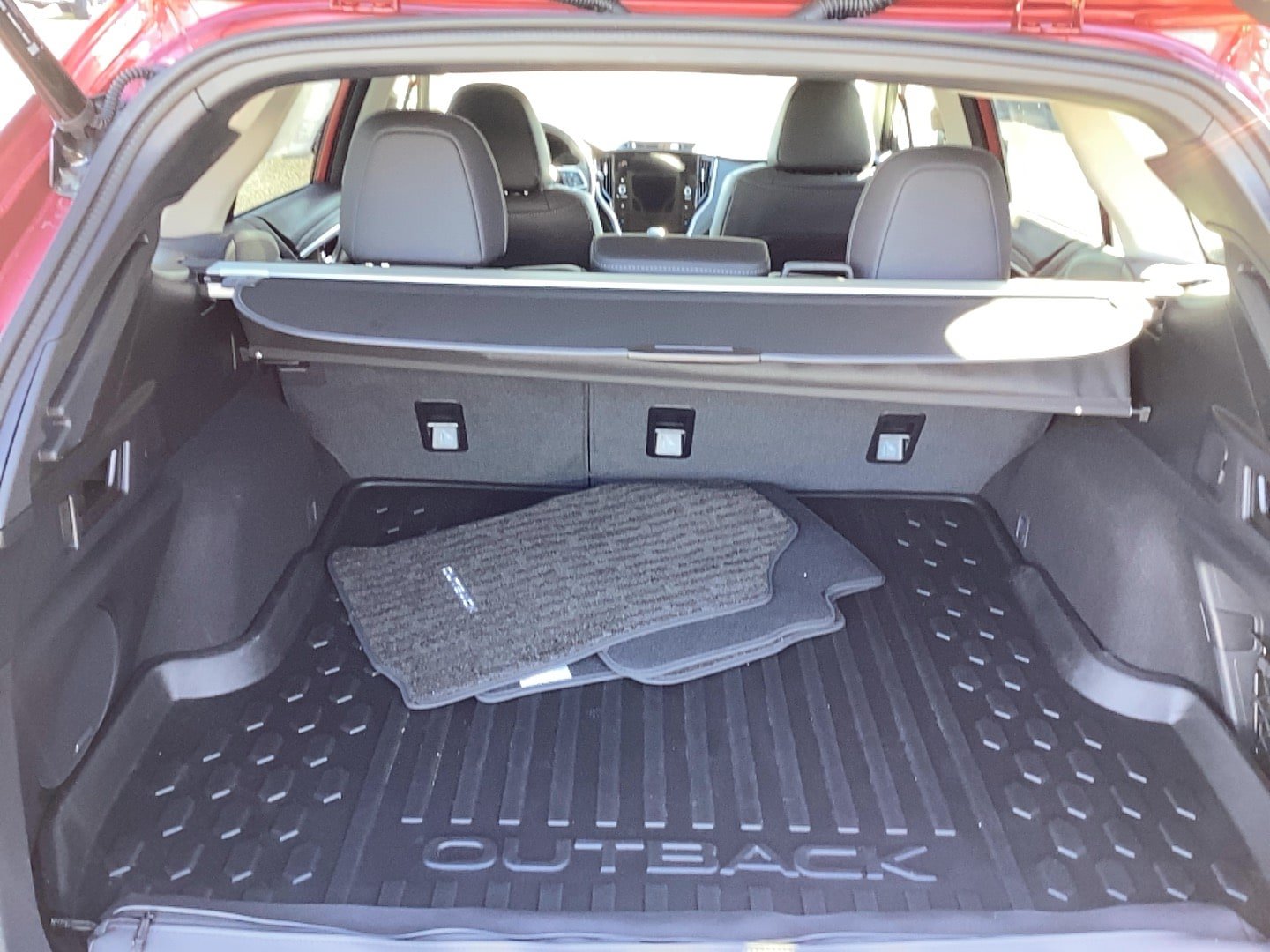 Certified 2024 Subaru Outback Limited AWD/4WD image 5