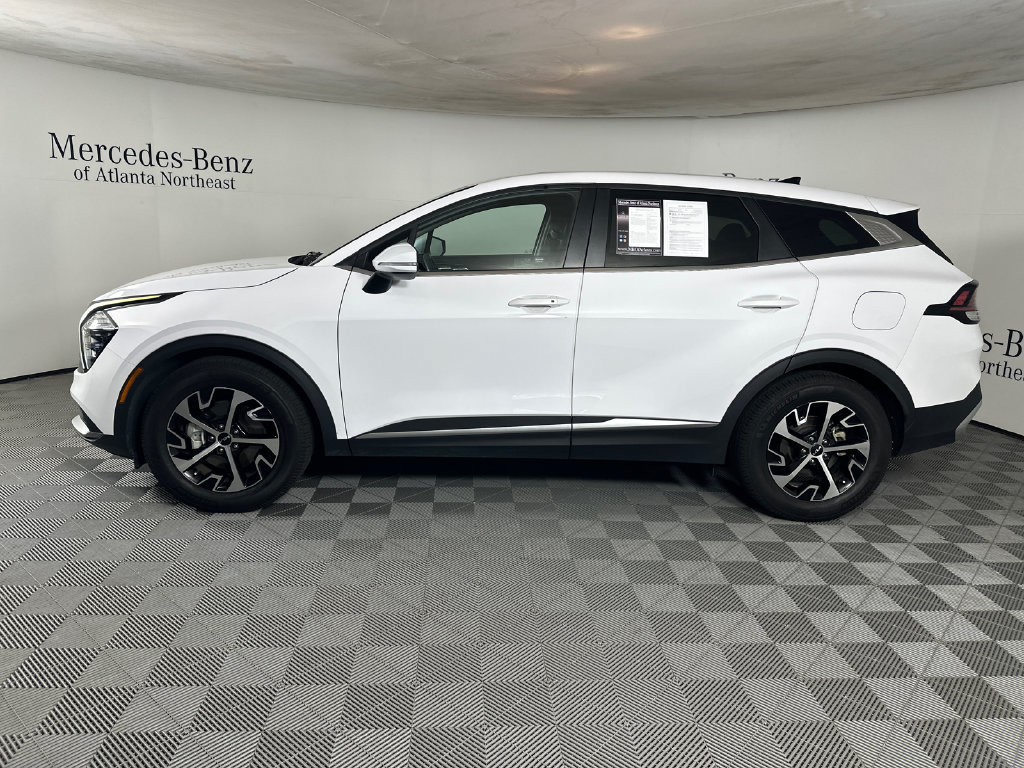 Used 2024 Kia Sportage EX FWD image 4