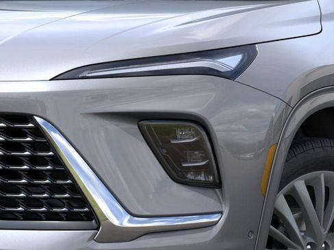 New 2025 Buick Enclave Avenir w/ Super Cruise Package image 12