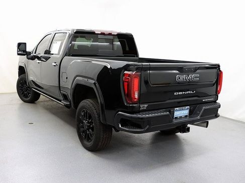 Certified 2021 GMC Sierra 2500 Denali w/ Denali Black Diamond Edition image 12