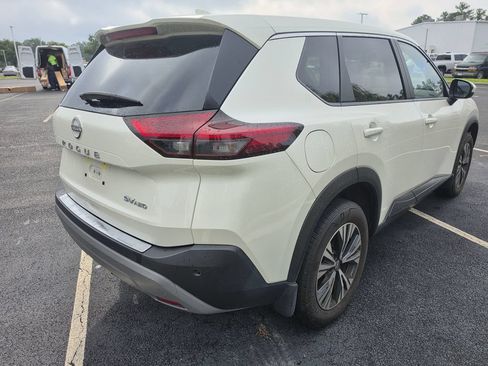 Used 2023 Nissan Rogue SV AWD/4WD image 15
