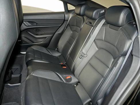 Certified 2021 Porsche Taycan 4S AWD/4WD image 37