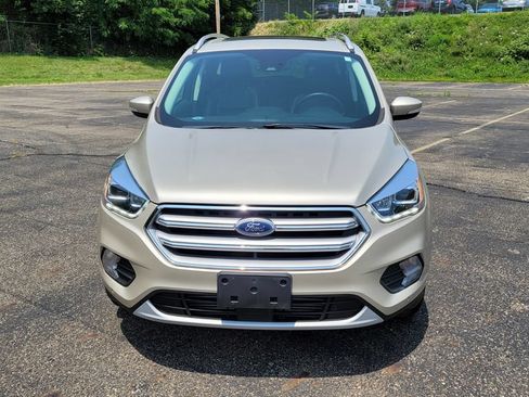 Used 2017 Ford Escape Titanium w/ Equipment Group 301A FWD image 4